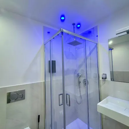 Colorful Bed & Breakfast