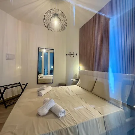 Bed & Breakfast Colorful 4*