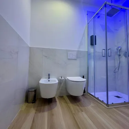 Bed & Breakfast Colorful 4*