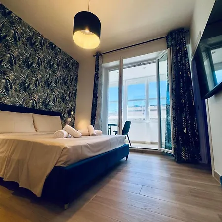 Bed & Breakfast Colorful