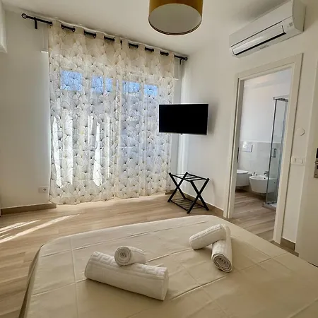 Colorful Bed & Breakfast