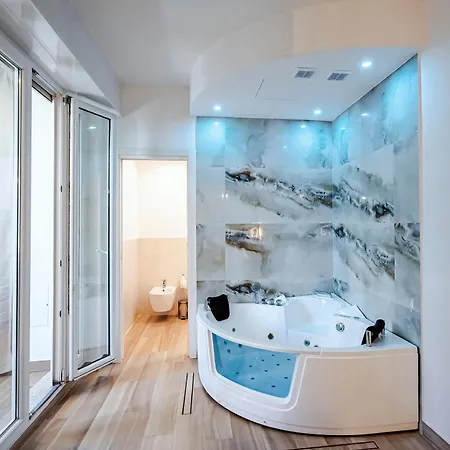 Bed & Breakfast Colorful 3*