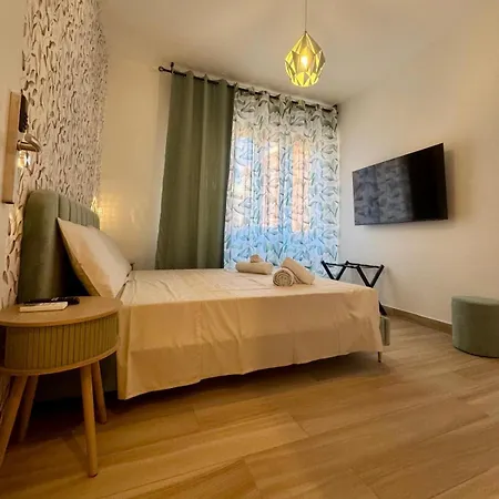Bed & Breakfast Colorful 3*